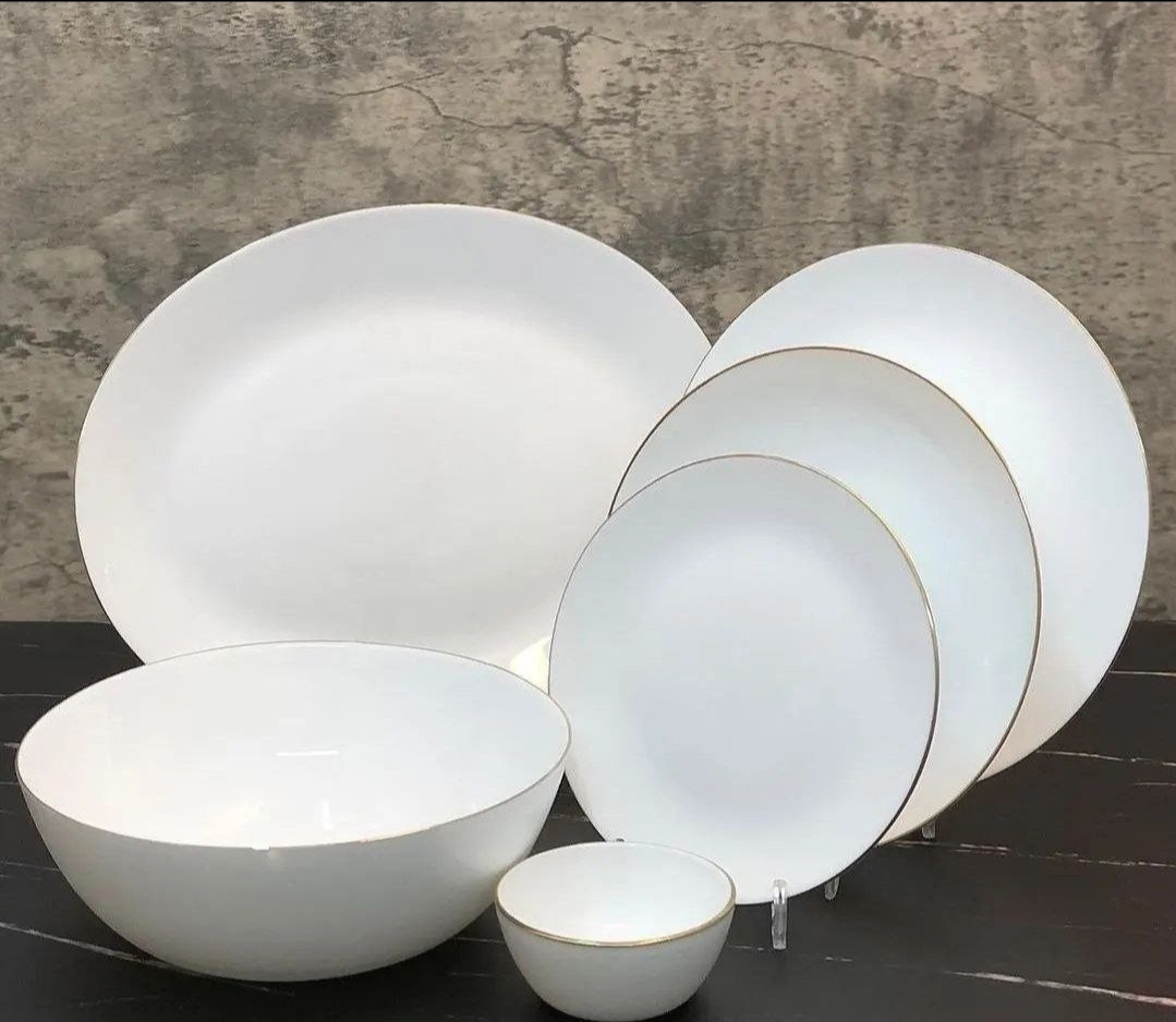 سرویس ۲۶ پارچه لب طلا قالب گرد مقصود